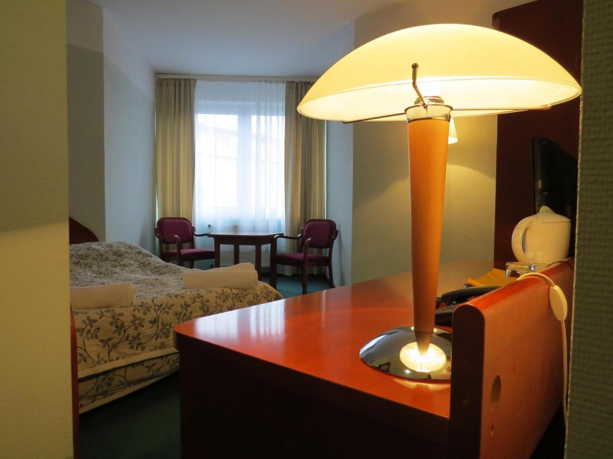 Elekt Czaplinek Hotel ภายนอก รูปภาพ